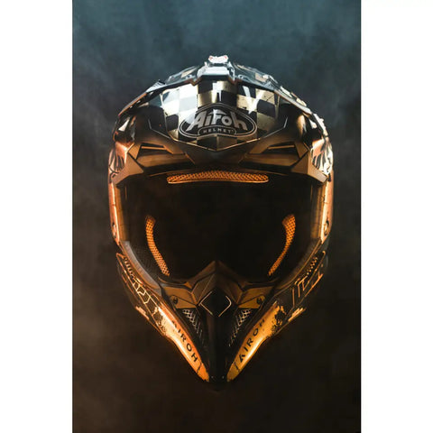 Casco Airoh Aviator 3 TC 222 The Legend