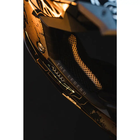 Casco Airoh Aviator 3 TC 222 The Legend