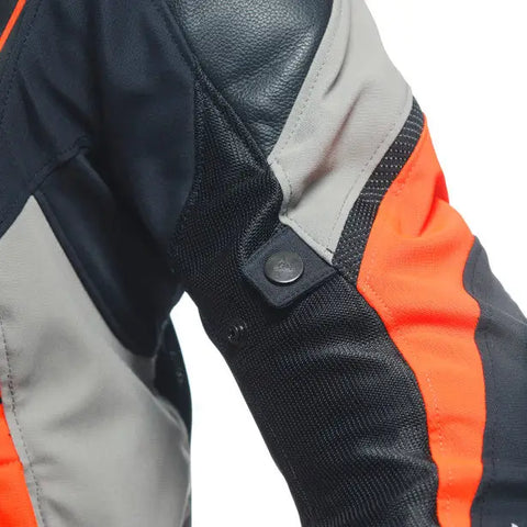 Chamarra Dainese Super Rider 2 Absoluteshell™ Black/Charcoal-Gray/Fluo Red