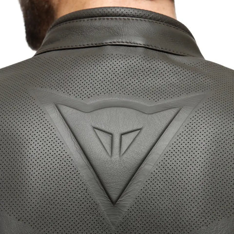 Chamarra de Piel Perforada Dainese Istrice Brown