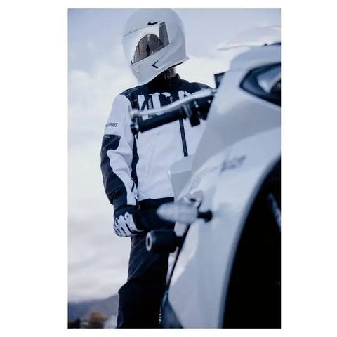 Chamarra Icon Merc3 Anomaly White
